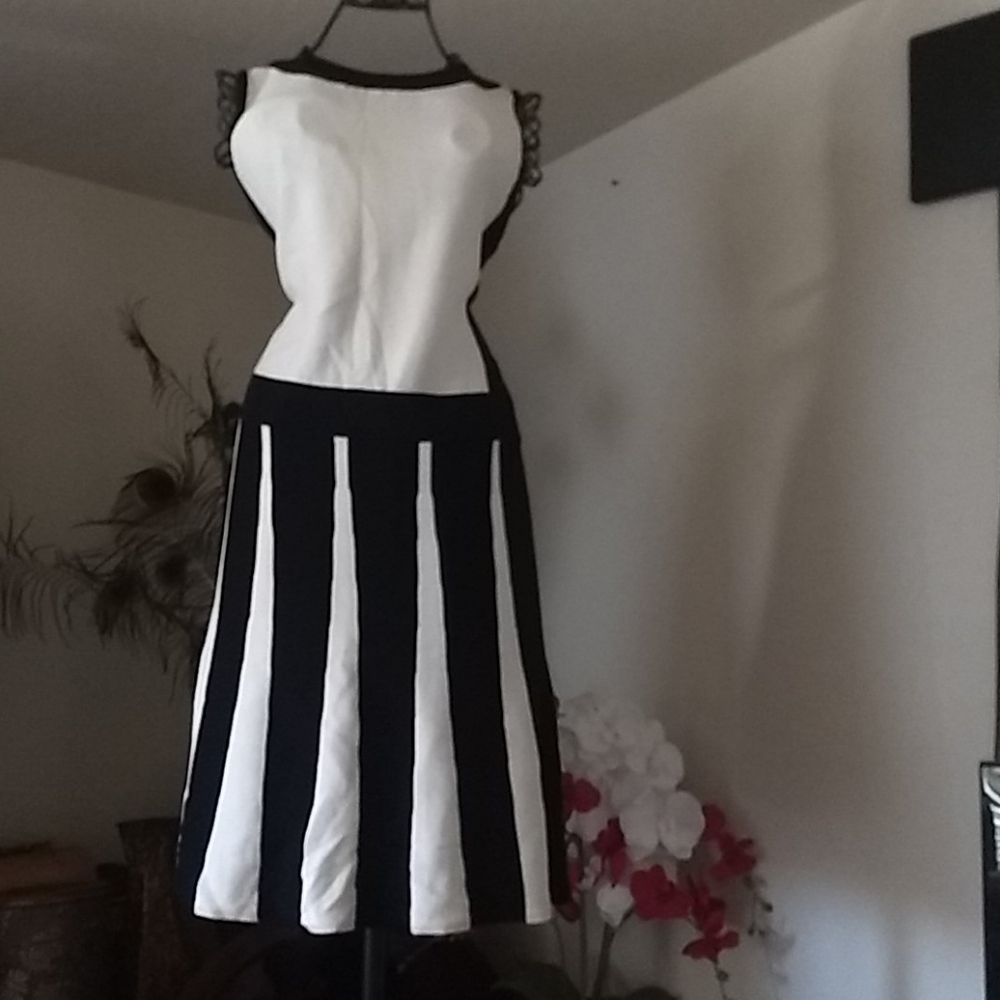 Black and White Sport Dress
